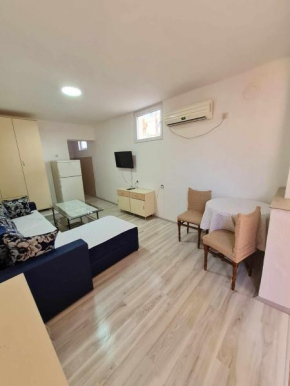 Ana Apartment